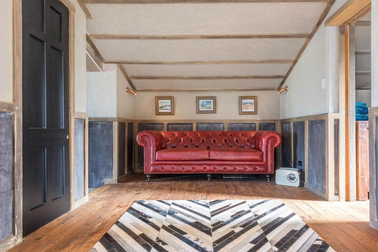Woodside Bay Chalets Ostend Екстер'єр фото